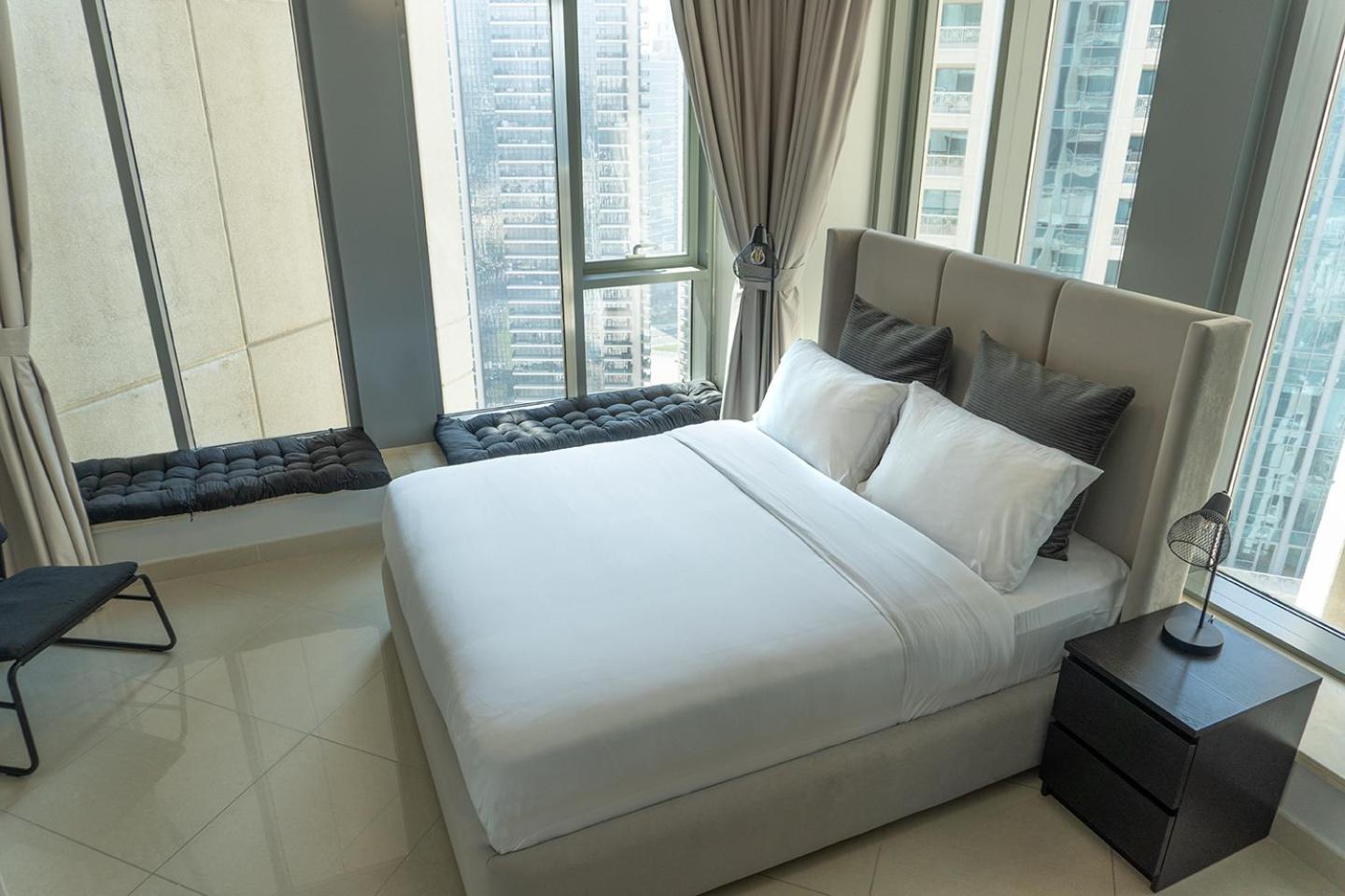 Downtown Oasis, Burj Khalifa Views, Luxury Amenities Apartment Dubai Exterior photo
